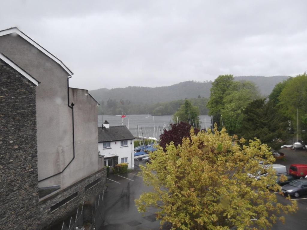 The Bay House Lake View Guest House - Adults Only Bowness-on-Windermere Ruang foto