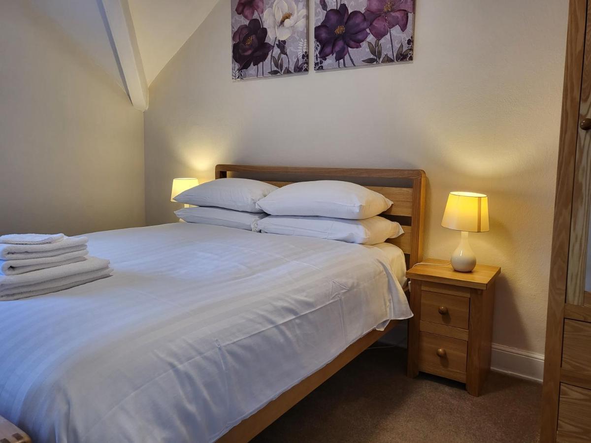 The Bay House Lake View Guest House - Adults Only Bowness-on-Windermere Bagian luar foto
