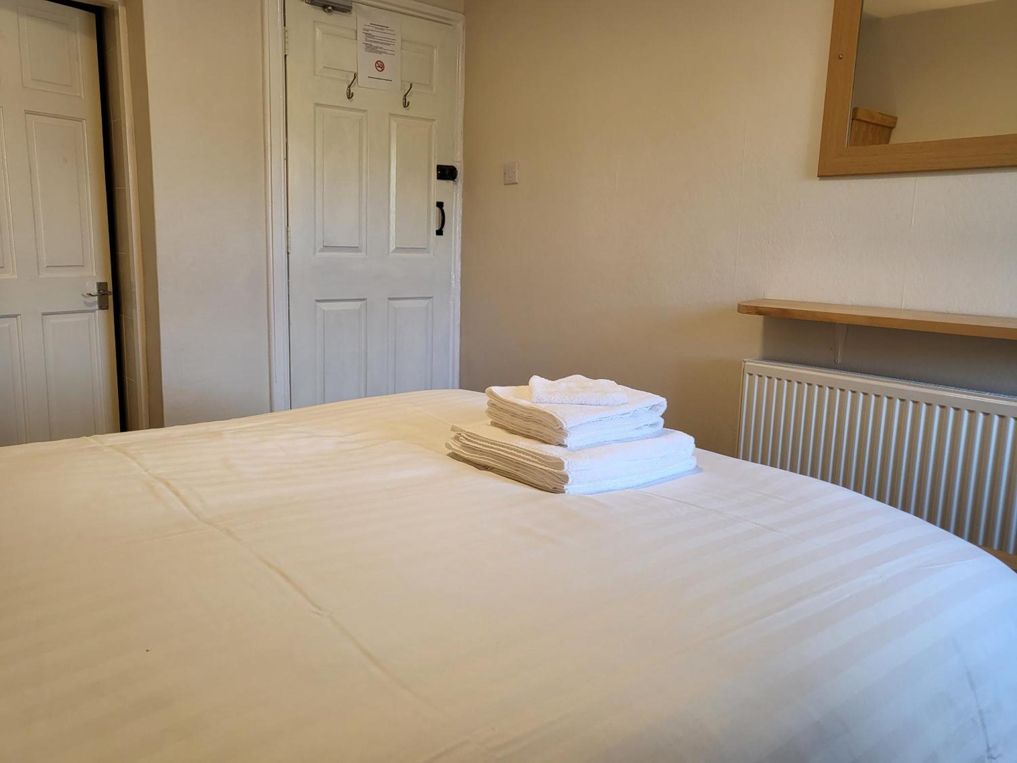 The Bay House Lake View Guest House - Adults Only Bowness-on-Windermere Ruang foto